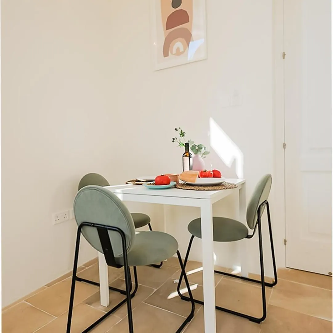 Lito - Slow Living Larnaca Apartment