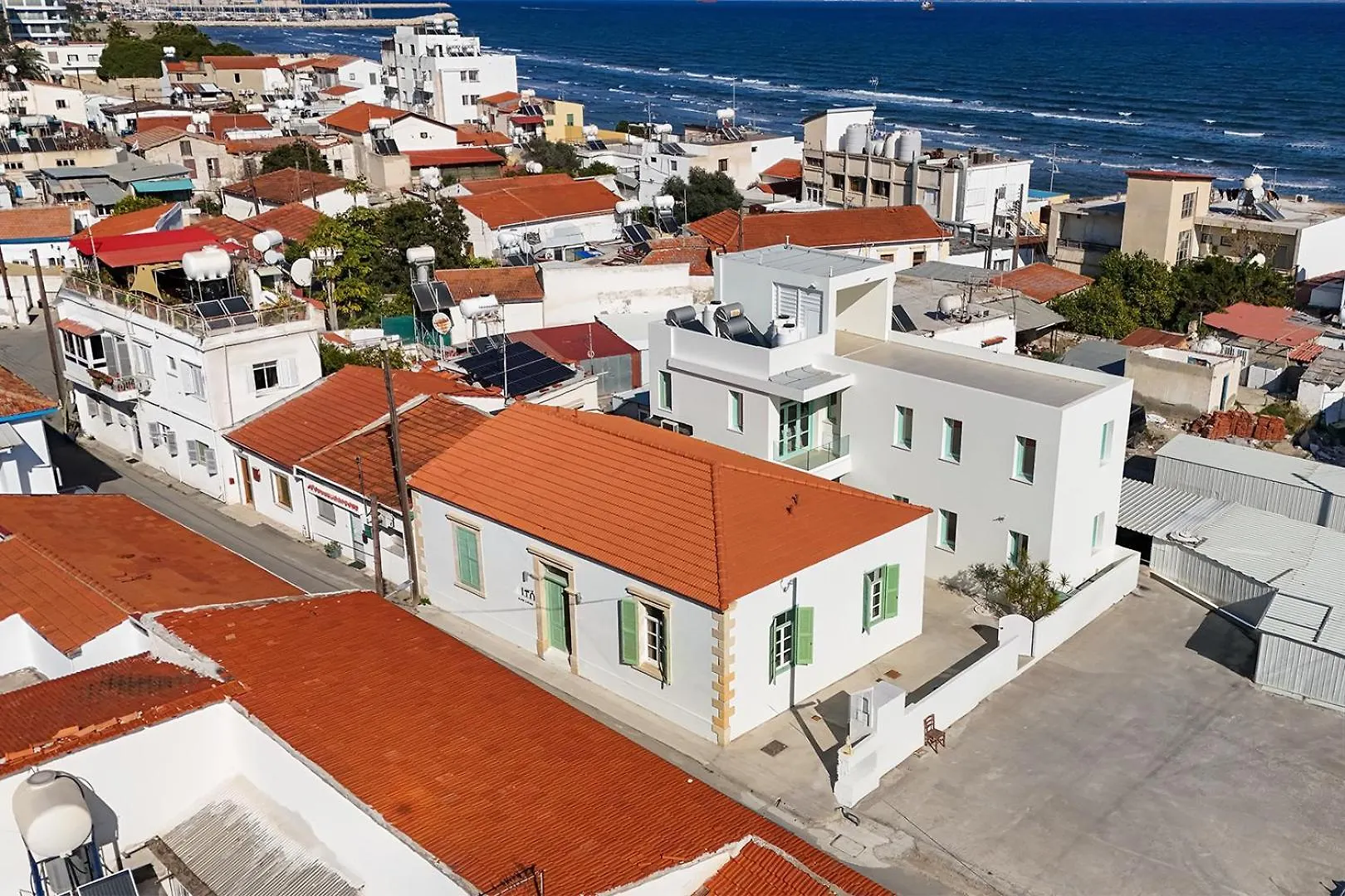 Lito - Slow Living Larnaca Apartment