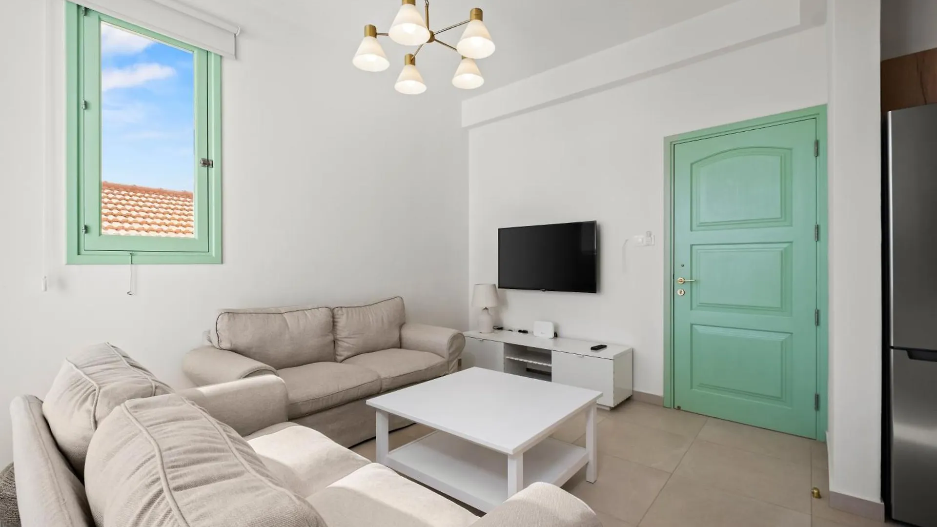 Lito - Slow Living Larnaca Apartment